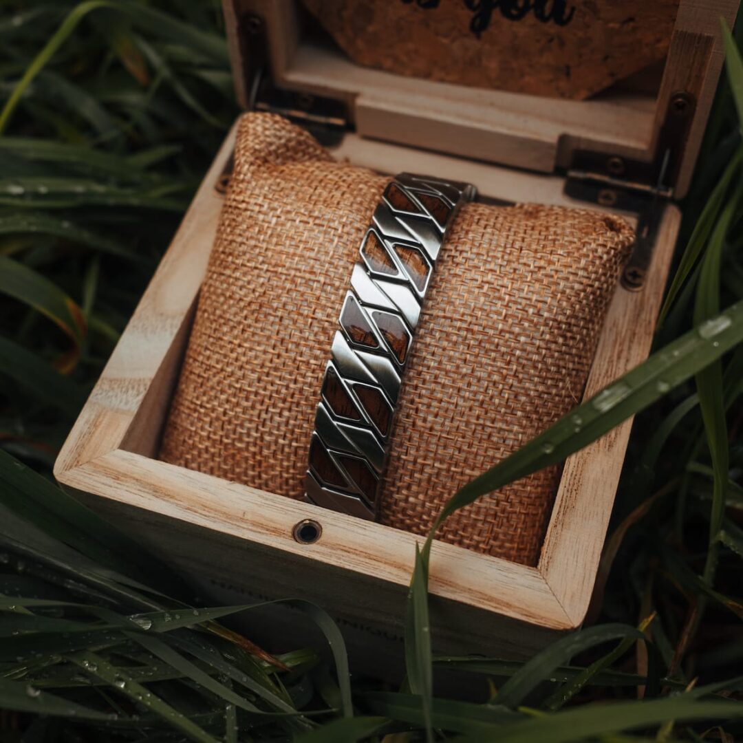 4_20210929_q_bariton_walnuss_silber_fa_14