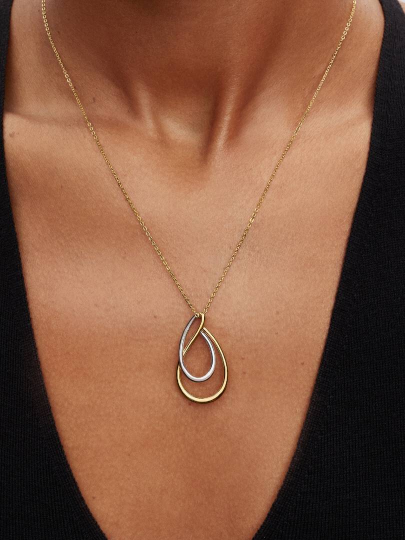 2026Q2D_collection_essence_go_con_ic_pdp_model_single_08_1x1_necklace